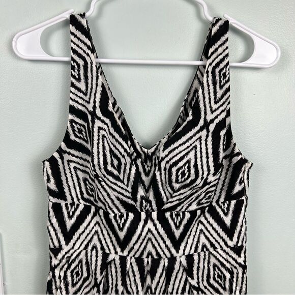 7 For All Mankind Black and White Geometric Print Size S - Picture 4 of 10